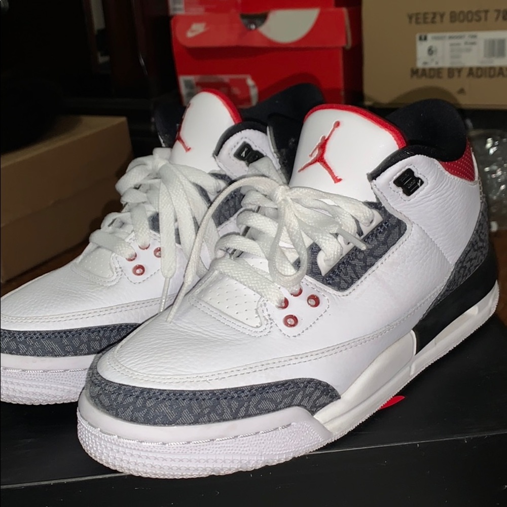 Retro 3 - Picture 2 of 4